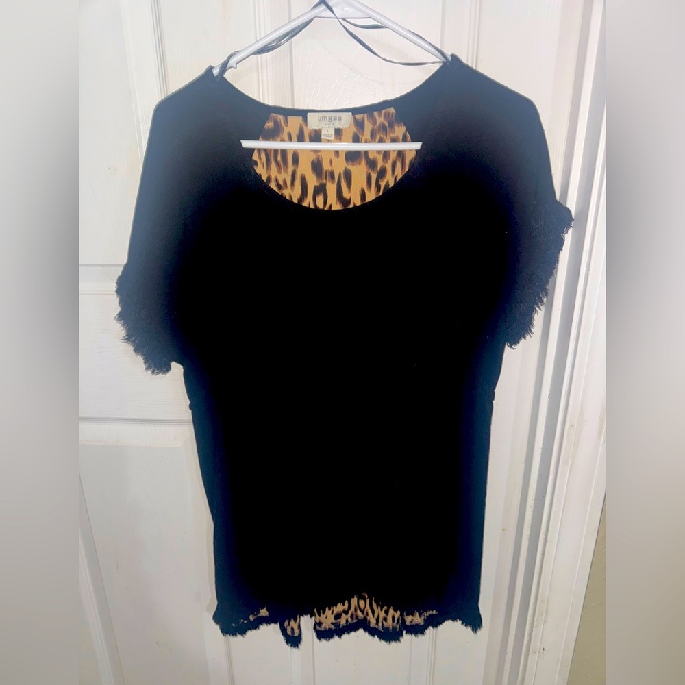 Umgee Black Top with Leopard Accent and Fringe Sleeves